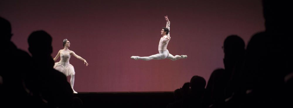 Roberto Bolle and Friends enamoren a Peralada