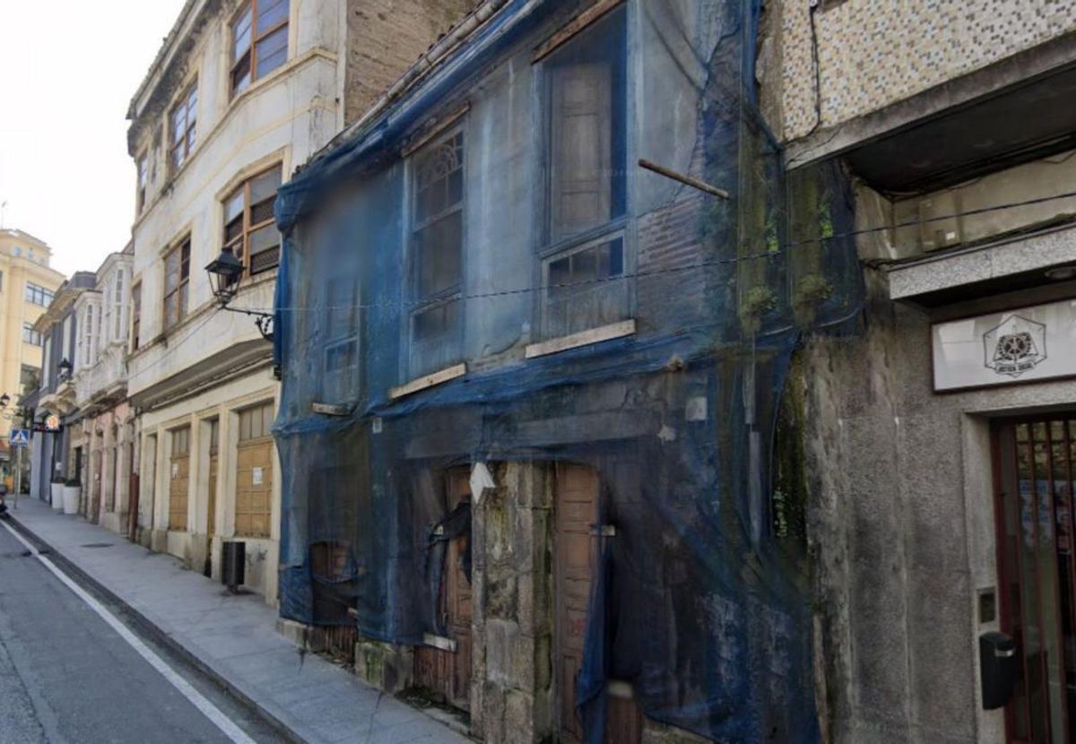 Vivienda con licencia de derribo en Linares Rivas. | LOC