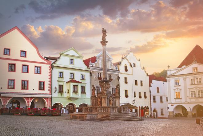 Columna de la Peste en la Plaza del Ayuntamiento de Český Krumlov