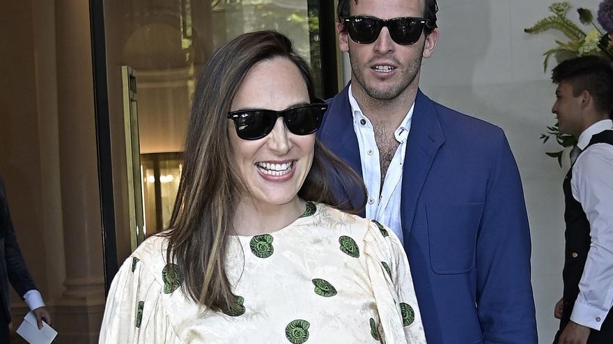 Tamara Falcó e Íñigo Onieva salen del Hotel Ritz donde han celebrado su Brunch post-boda