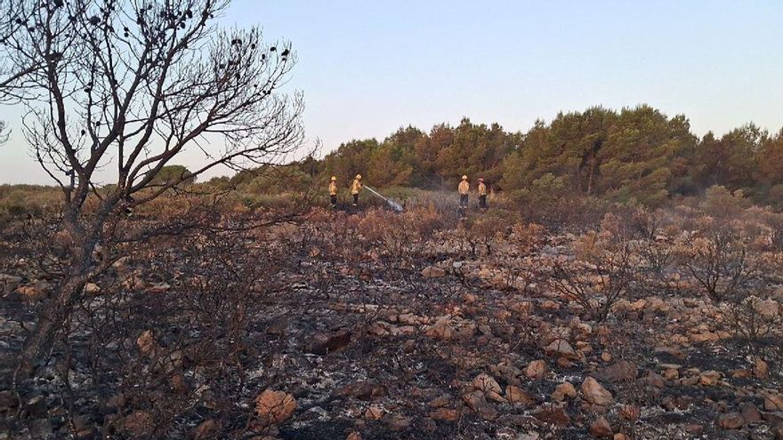 Les imatges de l'incendi de Montgó