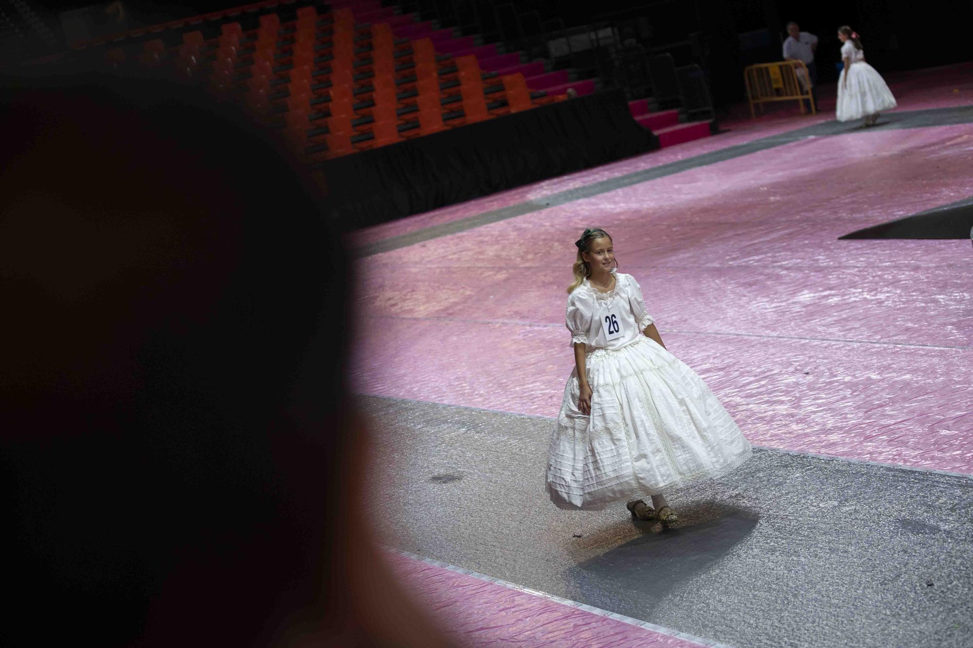 Así ha sido el ensayo de la gala para la elección de las cortes falleras 2023: infantiles