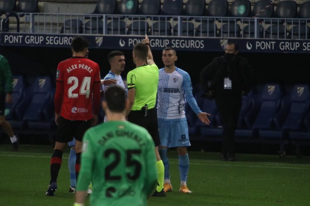 Partido de la Liga SmartBank: Málaga CF - Logroñés.