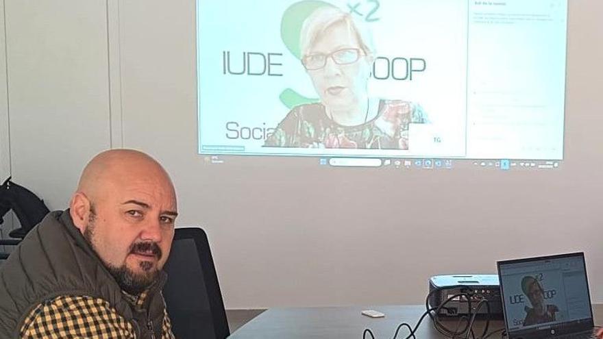 El alcalde en una jornada de trabajo.