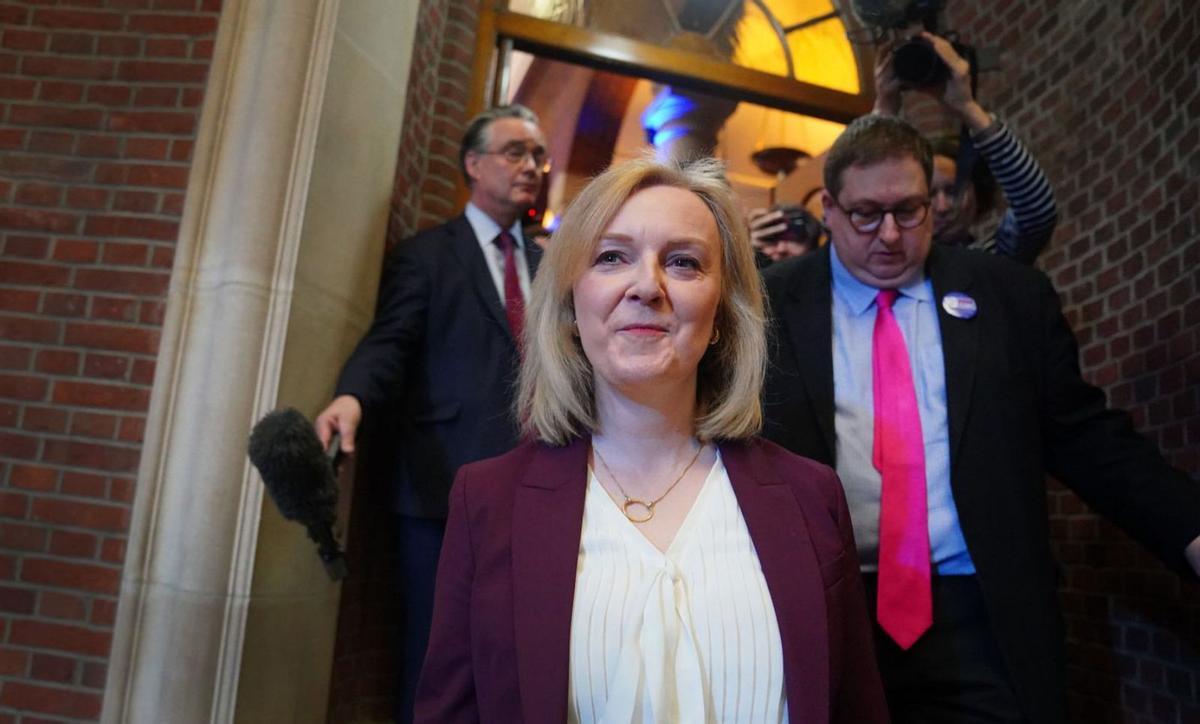 L’ala dura ‘tory’ es reagrupa amb un programa populista L’ala dura ‘tory’ es reagrupa amb un programa populista