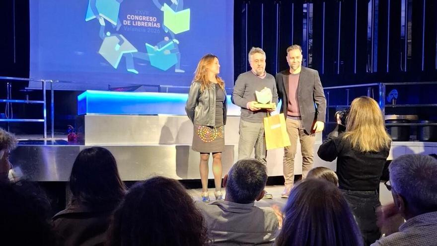 Premio Nuevas Librerías para Bandini de Ames en el congreso nacional del sector