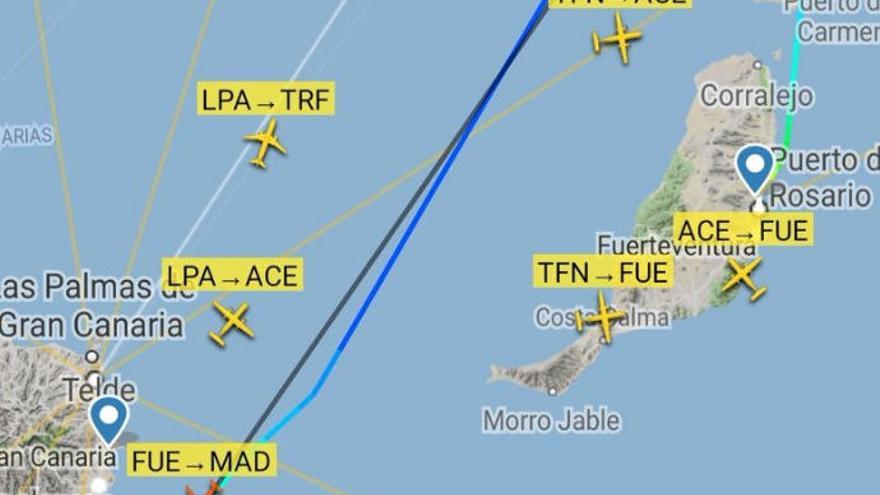 Un vuelo que salió de Fuerteventura rumbo a Madrid acaba en Gran Canaria por &quot;problemas técnicos&quot;