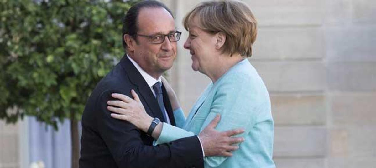 Hollande y Merkel, en el Elíseo.