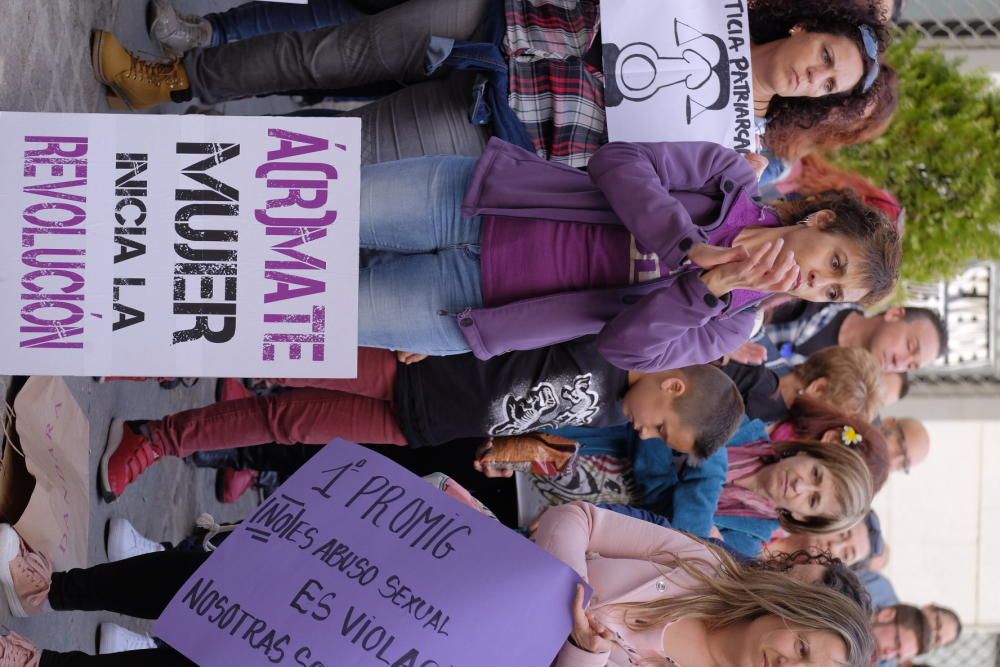 Manifestación en Elda en contra de la sentencia de 'La Manada'