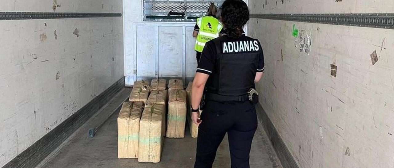 Intervenen 381 kg d&#039;haixix en una operació contra el narcotràfic a Figueres