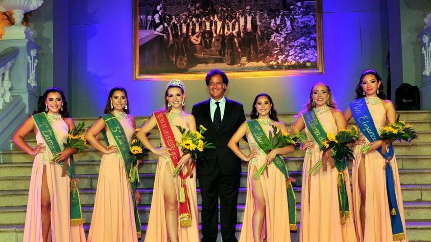 The opposition forces the Icodense Government to recover the election of party queens
