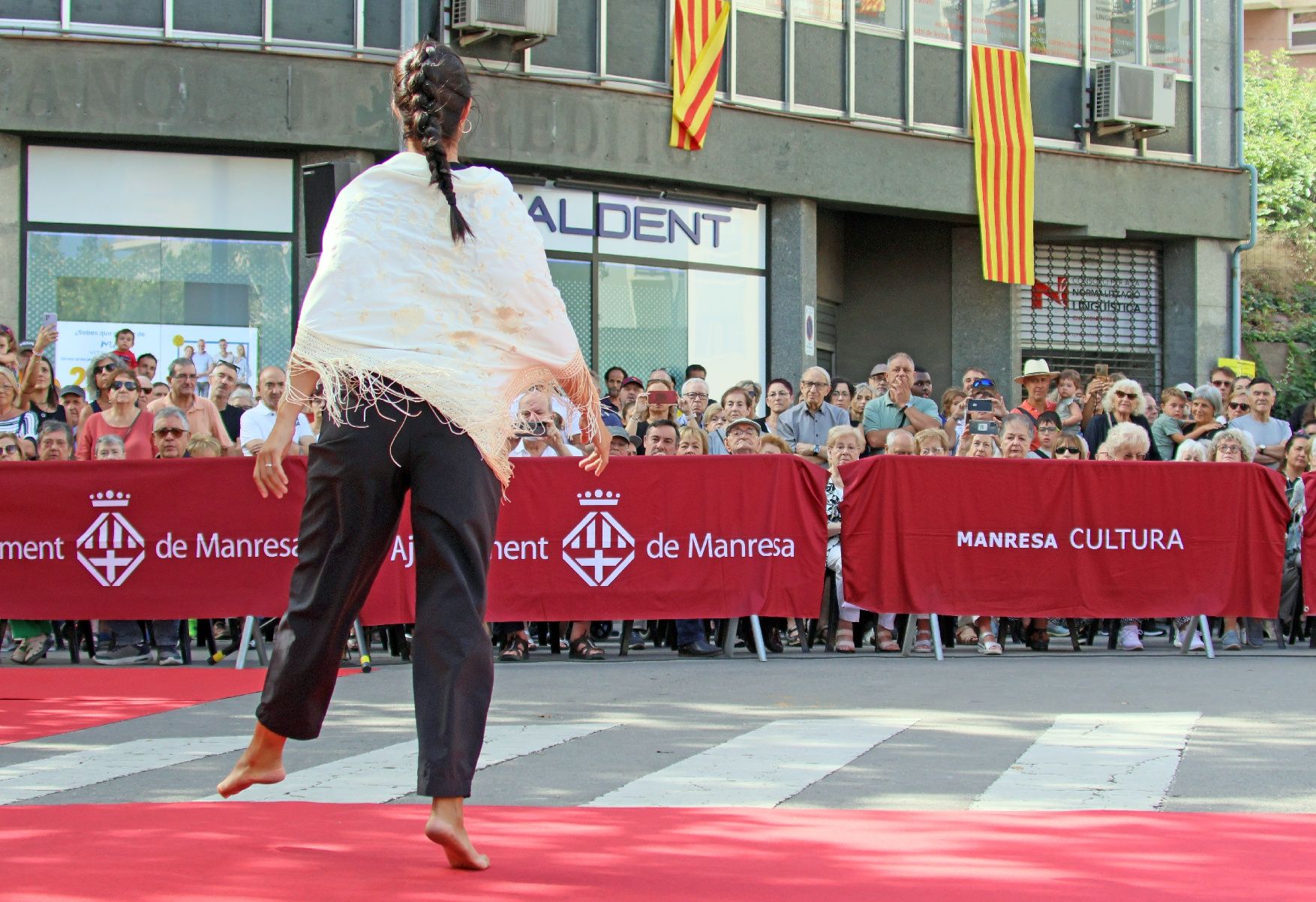 Així ha estat l'acte institucional per la Diada a Manresa