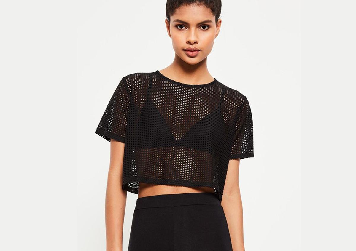 Top corto deportivo de rejilla en negro, de Active - Missguided