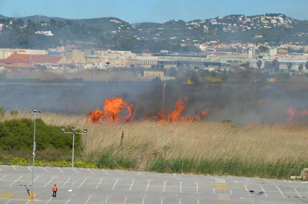 El incendio estuvo controlado alrededor de las 16:00 horas