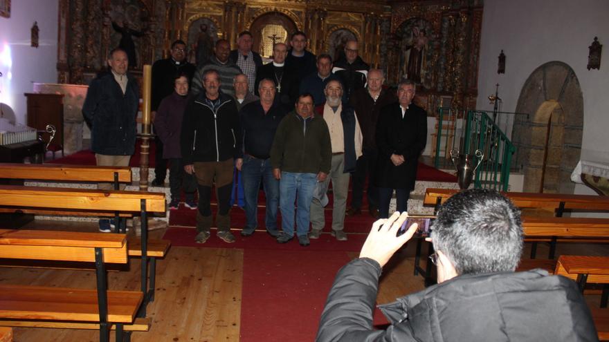 El obispo de Astorga propone un centro de mayores y un museo diocesano en La Carballeda