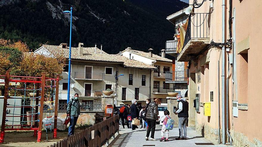 Sortida de l&#039;escola de Gósol, un dels municipis que han vist incrementada la població arran de la pandèmia