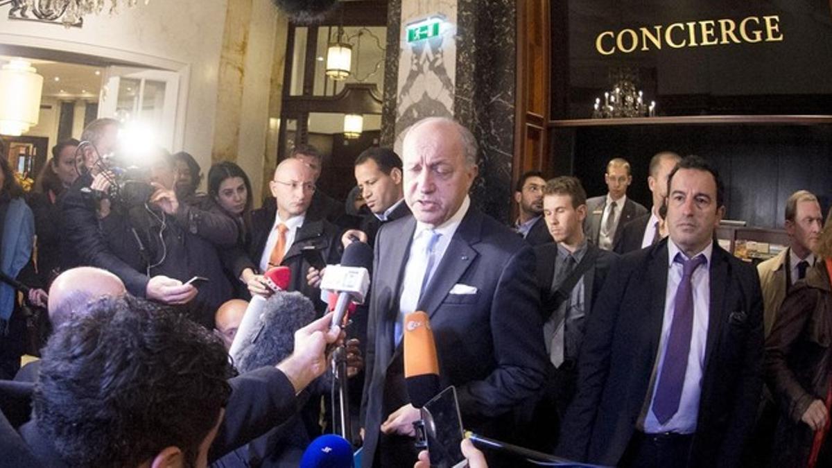 abaquerofrance s foreign minister laurent fabius speaks to151030164350