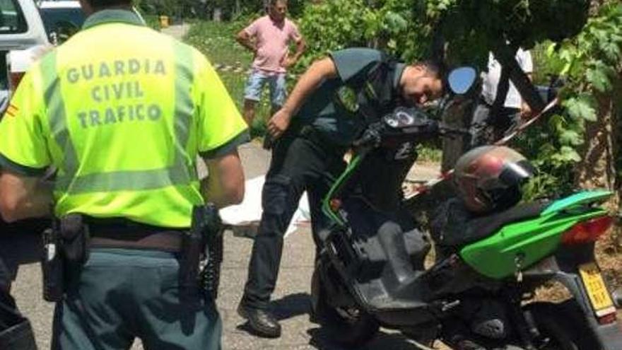 Fallece un septuagenario en Mos al caerse de su moto tras sufrir una indisposición