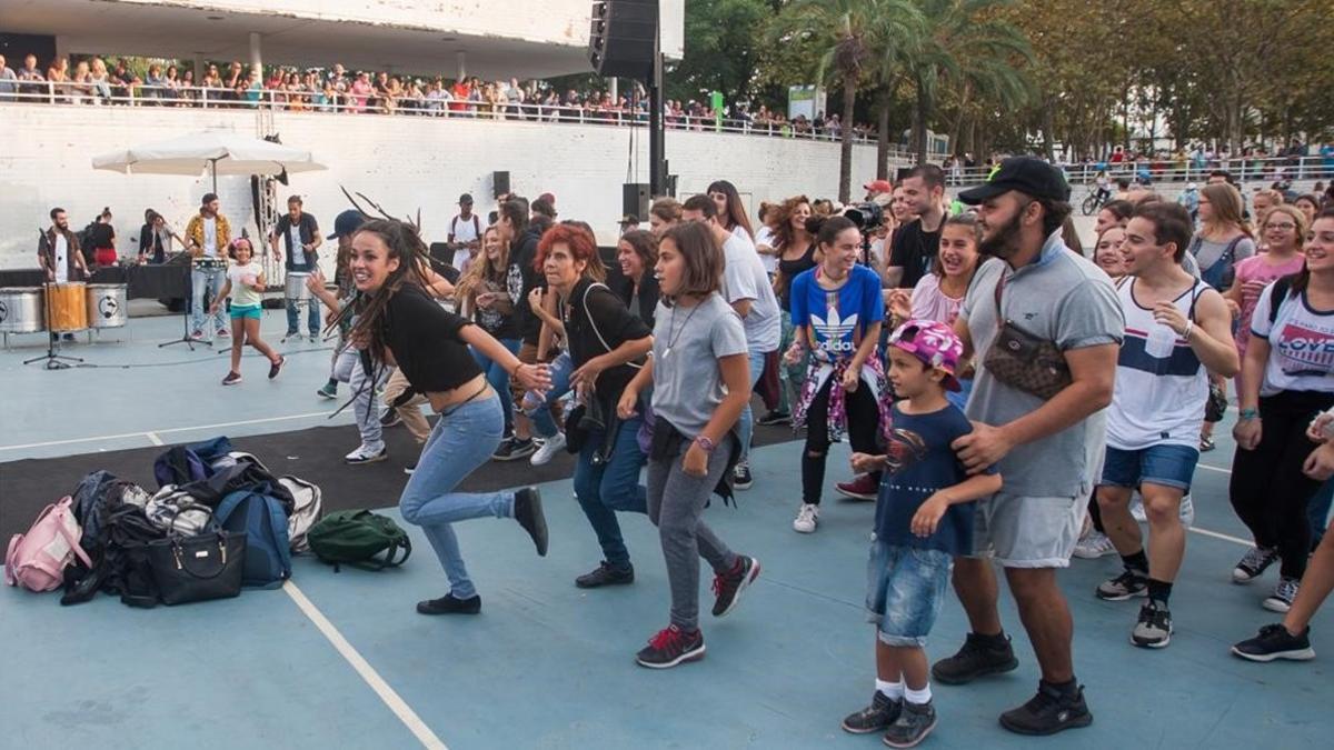 zentauroepp40250396 reportaje festes de la merce  cultura urbana en el parque de170923204423