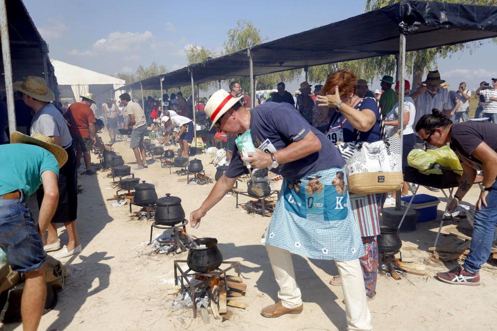 Concurso de 'all i pebre' en Catarroja