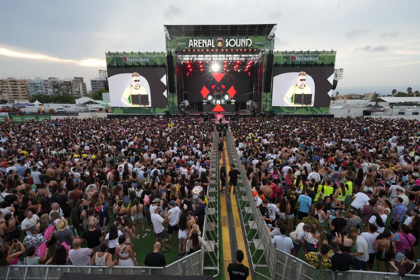 Tercera jornada del Arenal Sound de Burriana