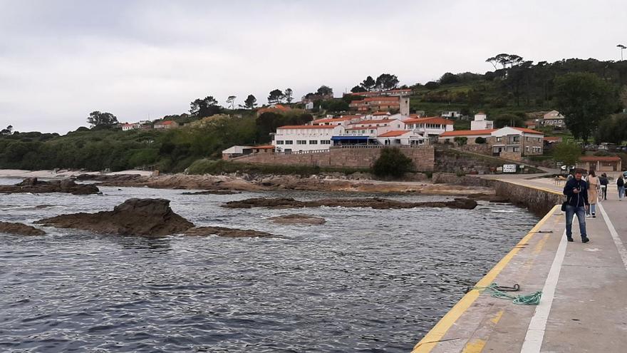 Parques mejora las cinco captaciones de agua de Ons y duplica la capacidad de dos depósitos