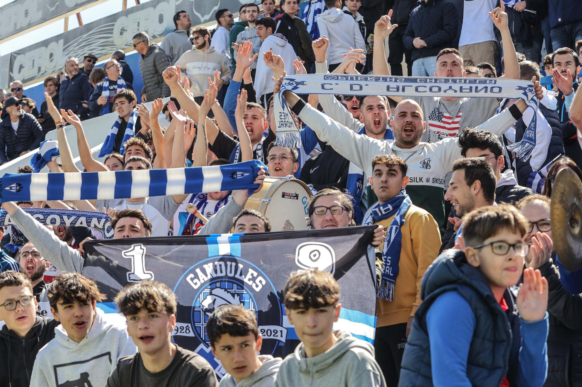 El Alcoyano se aleja del peligro (2-0)