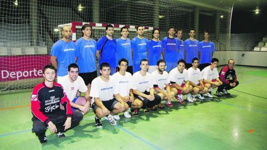 Plantilla del Medicentro Gijón Balonmano.