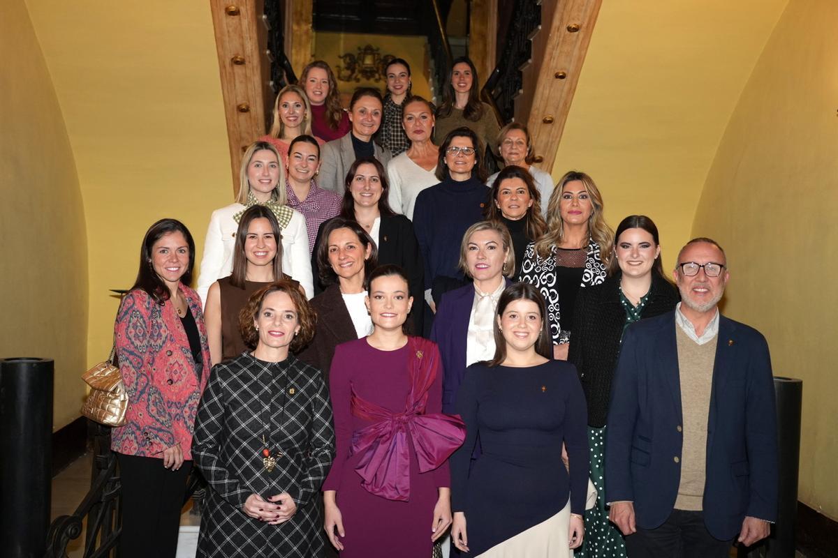 Galería de imágenes: La Ordre Bellatora reúne las joyas de 22 Na Violants de la historia de la Germandat