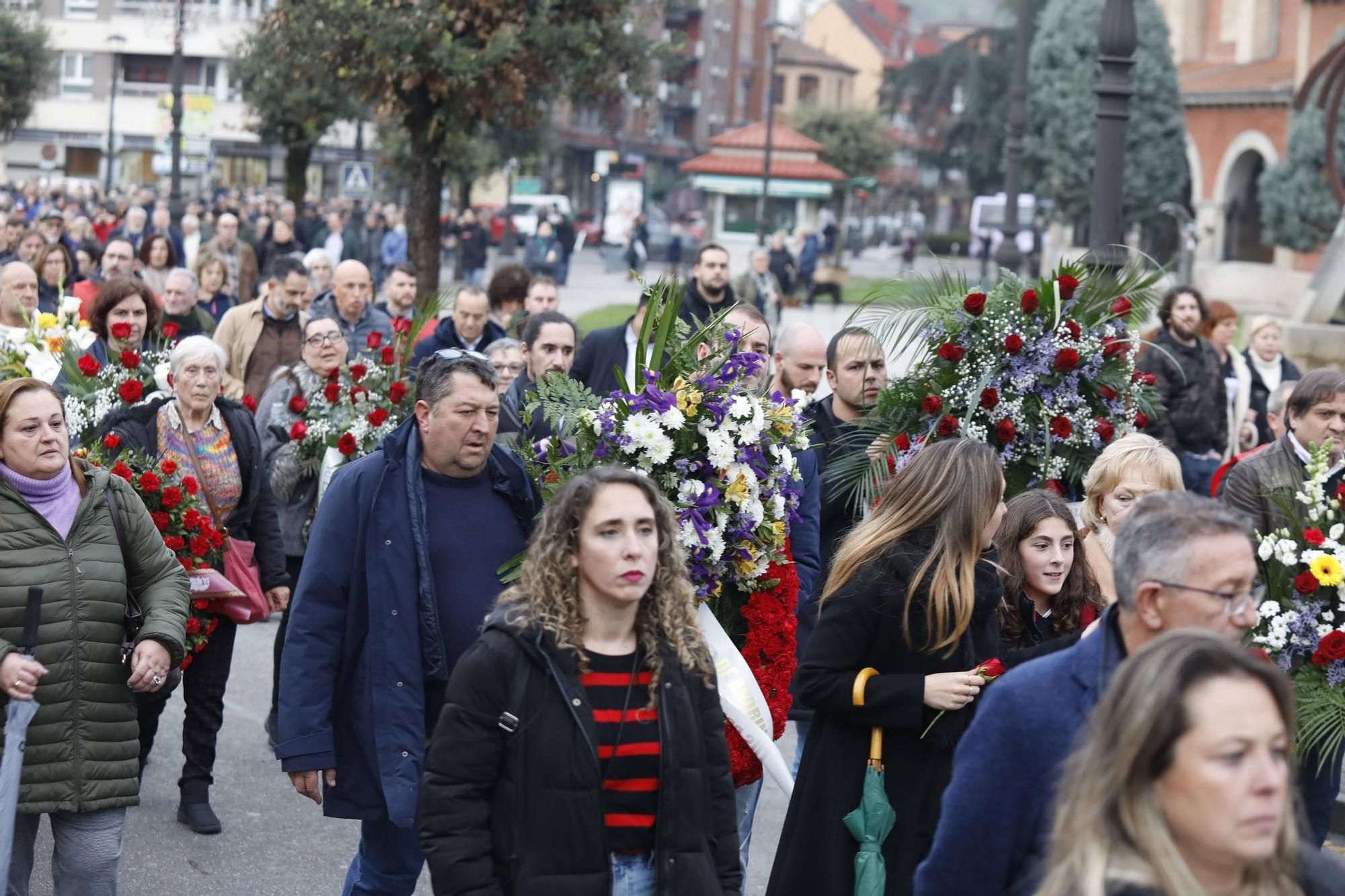 Así fue el último adiós a Anita Sirgo en Langreo