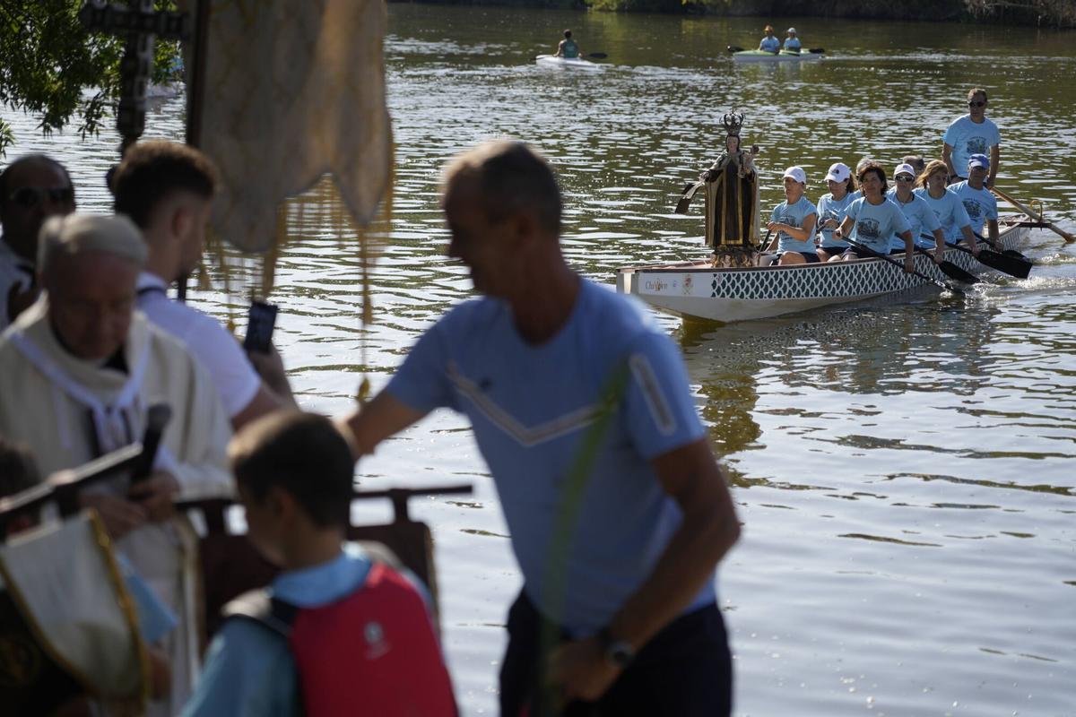Procesión fluvial de la Virgen del Carmen, en colaboración con pirgagüistas zamoranos Procesión fluvial de la Virgen del Carmen, en colaboración con pirgagüistas zamoranos