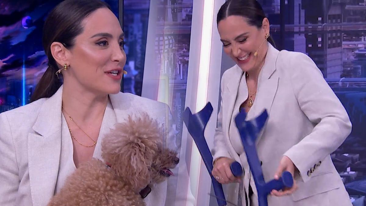 Tamara Falcó con las muletas en 'El Hormiguero'