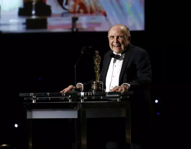 La Academia de Hollywood entrega los Oscars honoríficos