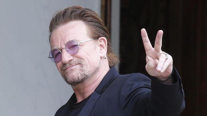 Bono se queda sin voz en pleno concierto en Berlín