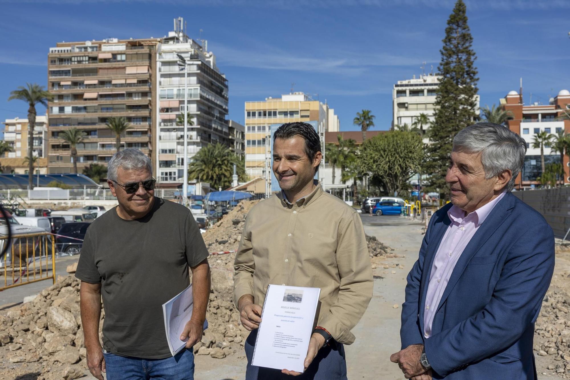 El Ayuntamiento de Torrevieja asegura que preservará el Muelle Mínguez y La Marina en las obras de remodelación del entorno portuario