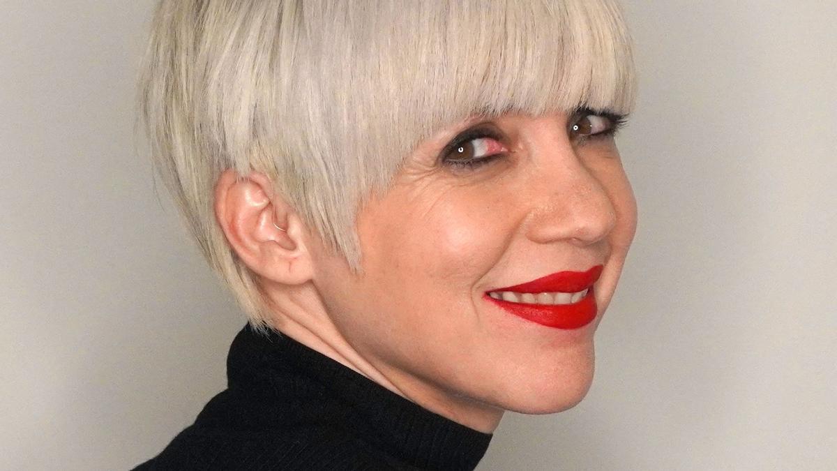 Allison gaber leaks upon my entry I handed her an envelope,