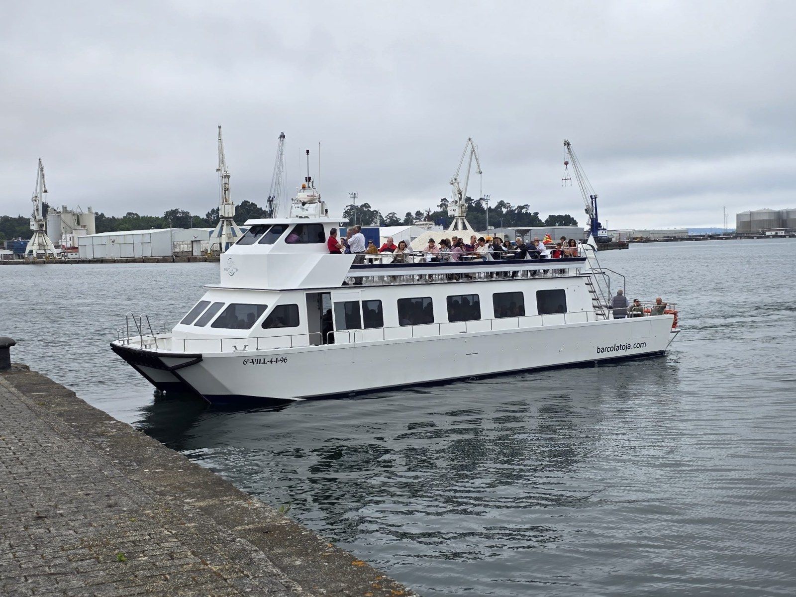 Participantes en el 39 remonte de la Ruta Xacobea do Mar de Arousa e Ulla, esta tarde.