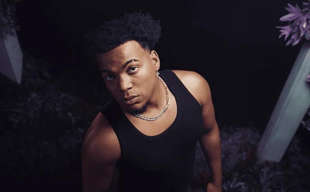 Luis Cortés, cantante.