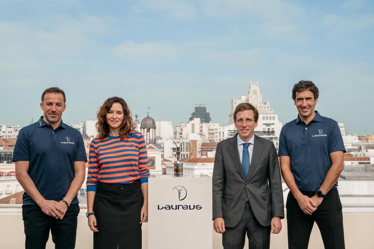 Alessando Del Piero, Isabel Díaz Ayuso, José Luis Martínez Almeida y Raúl González, en el anuncio de los Premios Laureus 2024.