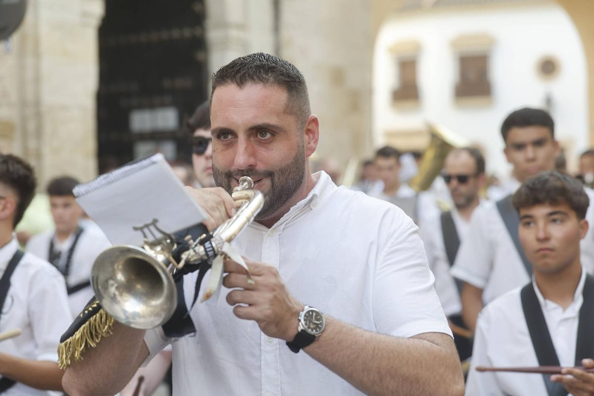La Virgen del Tránsito recorre las calles de Córdoba La Virgen del Tránsito recorre las calles de Córdoba