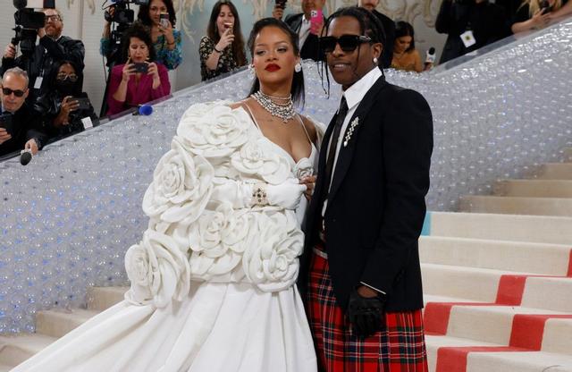 Cómo se llaman los hijos de Rihanna