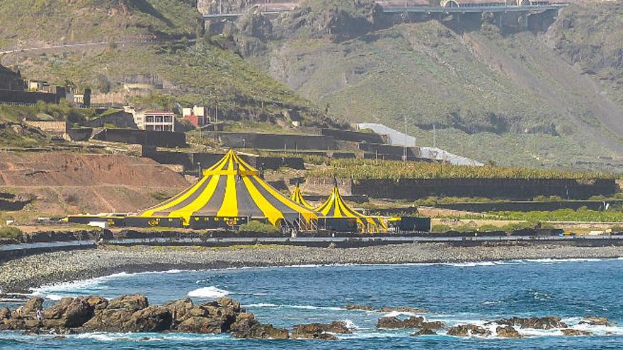 El circo regresa a Moya tras 25 años con su espectáculo