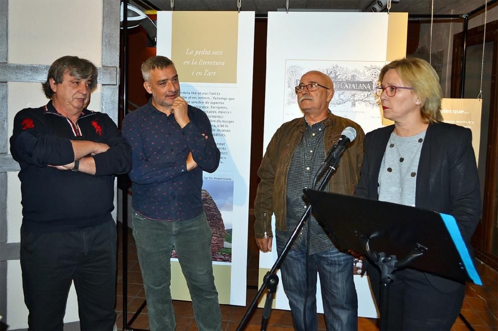 Exposició a Súria de construccions en pedra seca