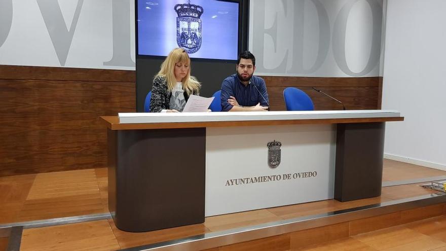 Marta Fermín y Rubén Rosón durante la presentación.