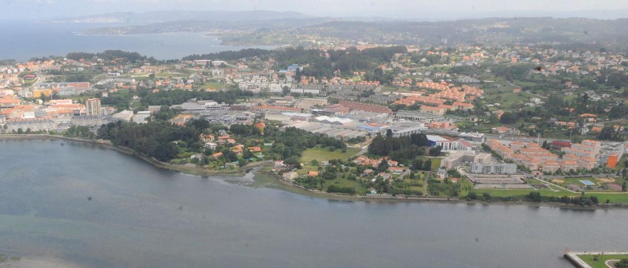 Vista aérea del concello de Oleiros.   | // VÍCTOR ECHAVE