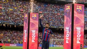 Piqué, en la presentación oficial del Barça en el trofeo Joan Gamper del Camp Nou.