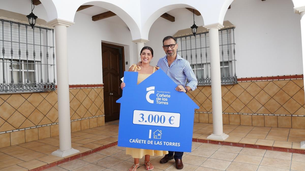 Programa de ayudas de 3.000 euros para jóvenes menores de 40 años que adquieren su primera vivienda.