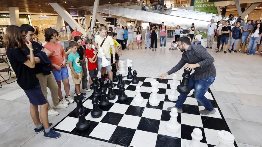 Un gigante en Vigo: la visita de Iván Salgado