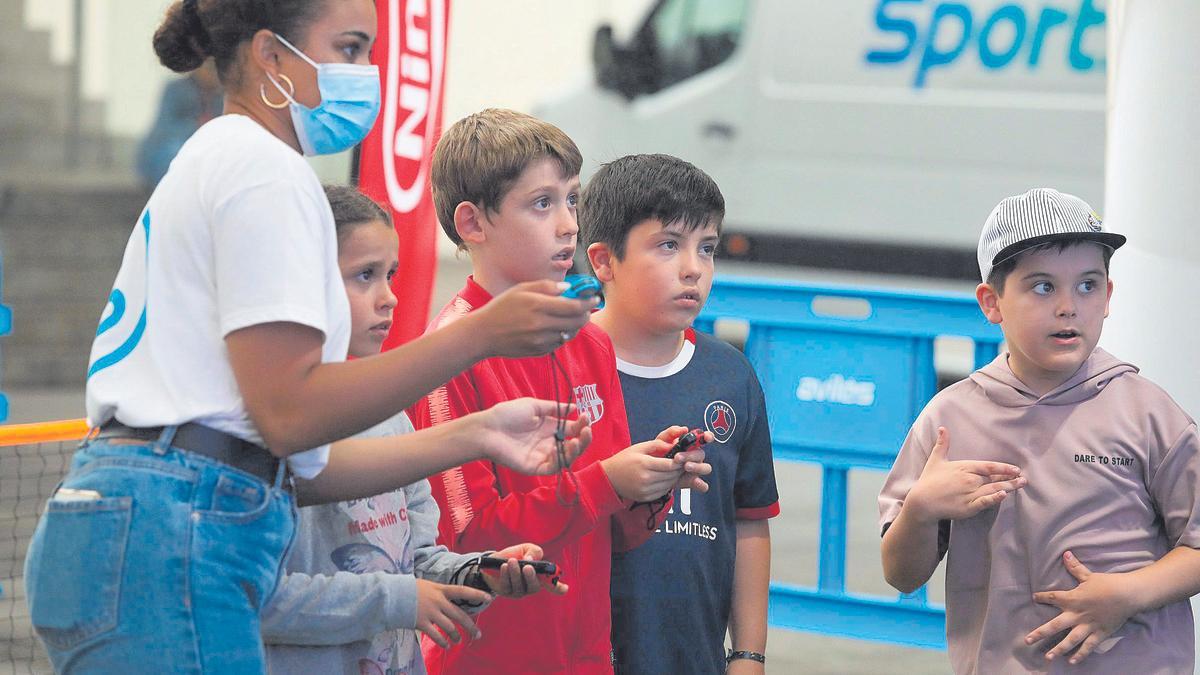Los niños Helena y Adrián Molina, Izán Blanco y Guillermo Rubio, jugando en el evento del año pasado