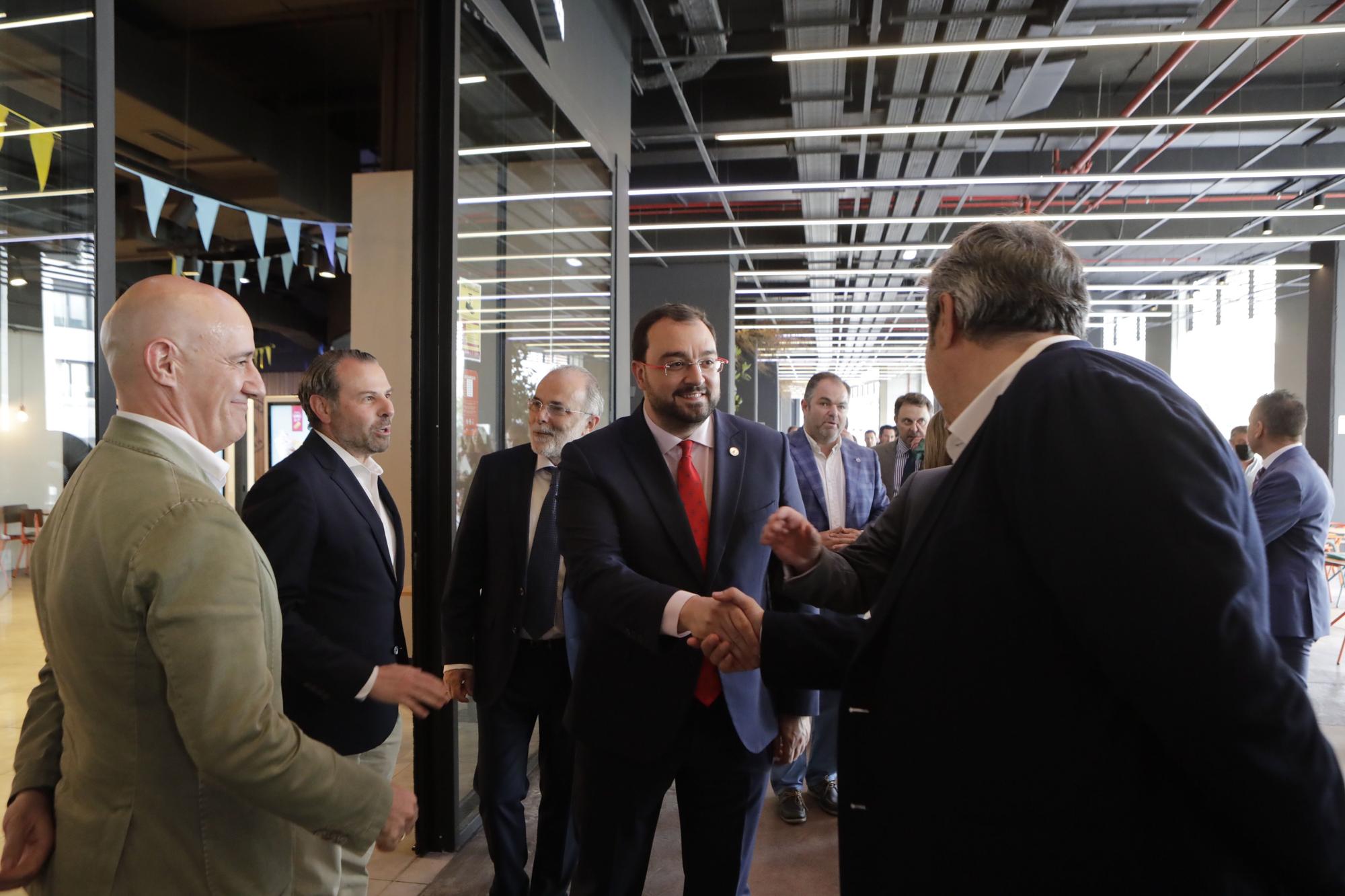 En imágenes: así fue la inauguración de los locales de hostelería en el Vasco